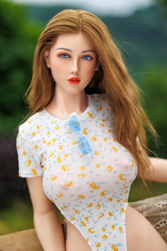Lifelike Silicone Sex Doll